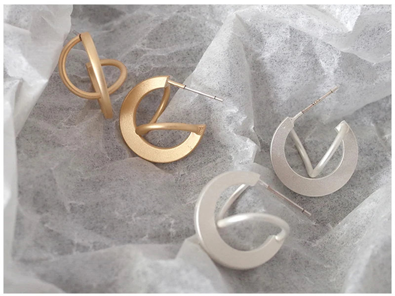 Twist Earrings  (2)