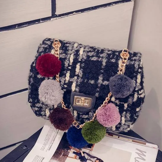 woolen handbag11