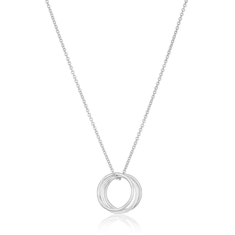 circle necklace with pendant