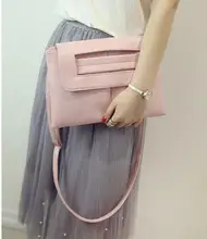 2017 Designer Frauen Lederhandtaschen Tageskupplungen Taschen Crossbody Messenger Bags Damen Umschlag Abend Partytüten DF551