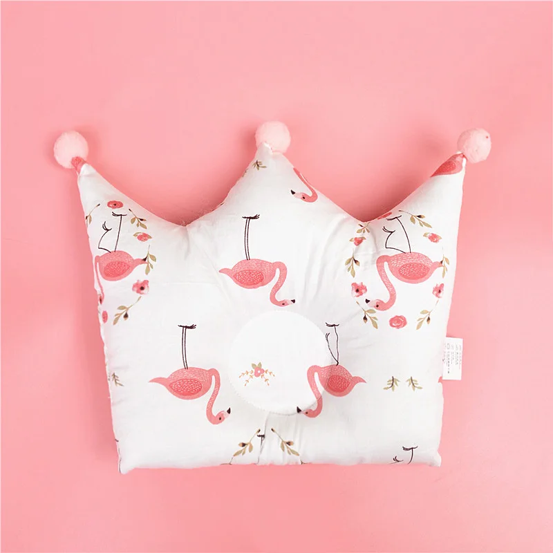 

Cute Pillow for Baby Head Shape Prevent Flat Head Crown Star Cloud Bedding Nursing Pillow Newborn Infant Boy Girl Room Decor