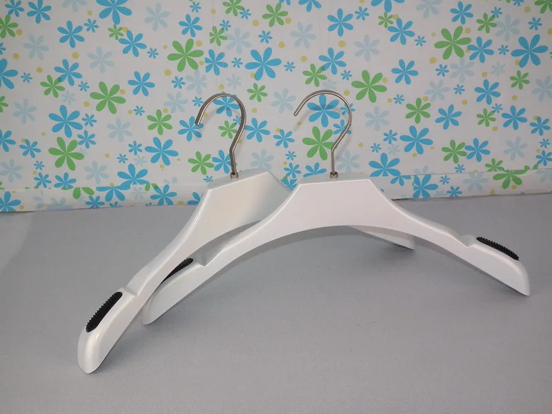 

Factory direct sale white pearl lady coats display hangers for wardrobe