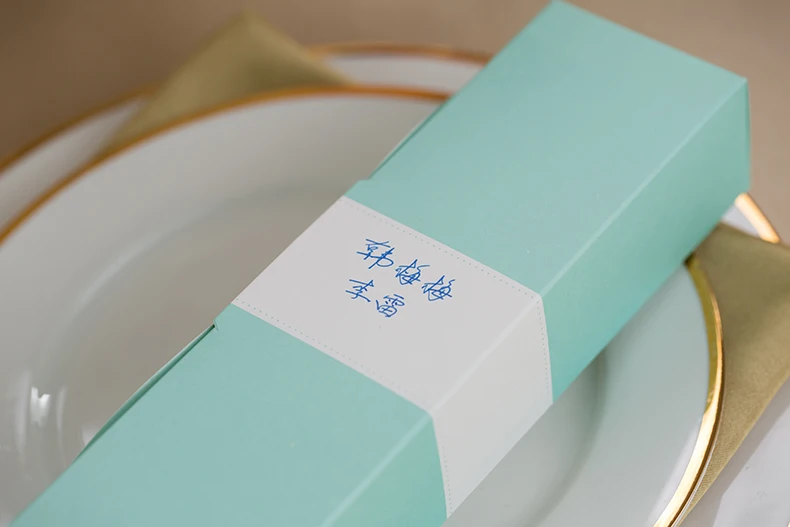 50 шт. лазерная резка Тиффани синяя коробка упаковка свадебные пригласительные карты Тиффани синий прокрутки пригласительные карты свадебные принадлежности