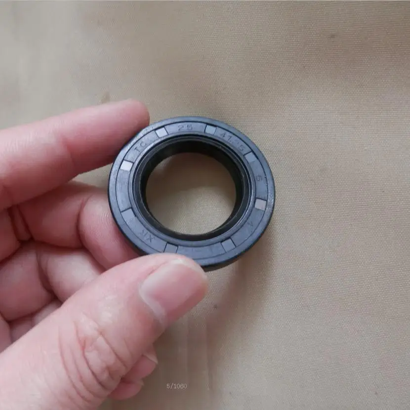 OIL SEAL HONDA GX120 GX160 GX200 1