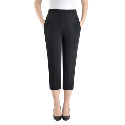 Летние женские укороченные брюки среднего возраста, Модные свободные прямые брюки с эластичной резинкой на талии, однотонные повседневные большие размеры, одежда для матери 5XL - Цвет: black