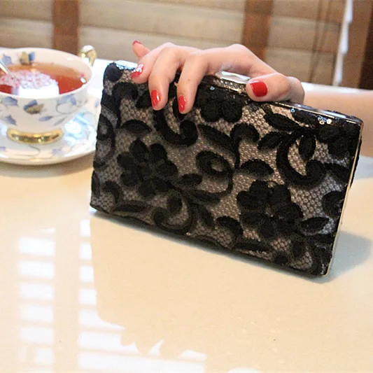 2017 Soiree Party Black Crochet Sequins Women Evening Clutch handbags Fashionable day clutch Wallets Elegant Chain