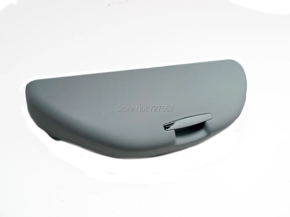 Sunglass Holder for Volkswagen VW Bora Jetta Mk4 Golf Mk4 (Gray Colour