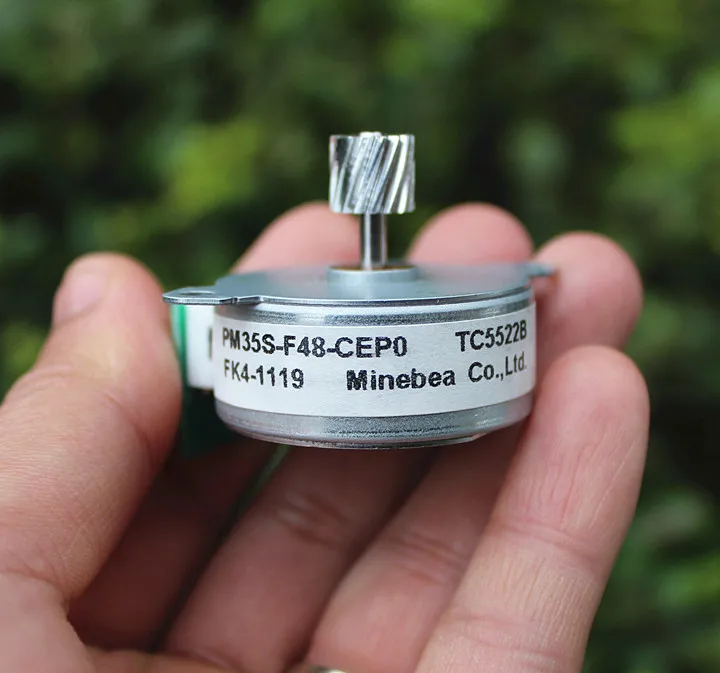 

Minebea NMB PM35S-F48-CEP0 35MM Micro Round Thin Stepper Motor 2-phase 4-wire Stepping Motor 7.5°/Step for CNC Robot 3D Printer