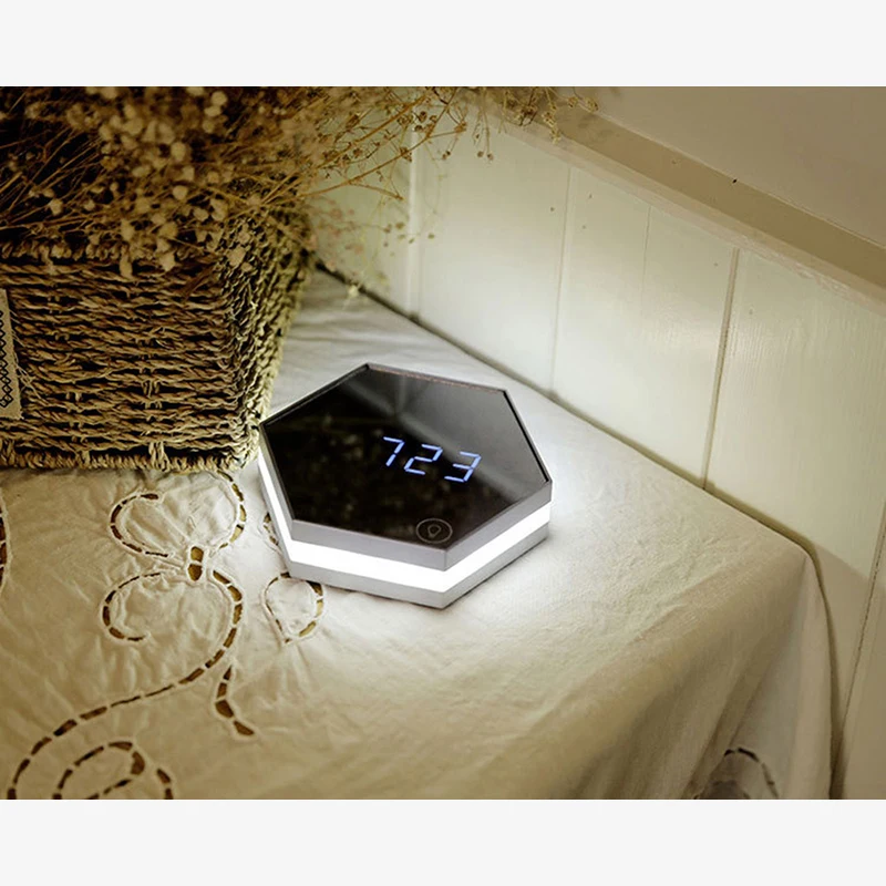 Reloj de mesa Digital de escritorio con pantalla LED con espejo despertador de pared con función de Snooze termómetro luminancia ajustable Reloj de mesa Digital de escritorio con pantalla LED con espejo despertador de pared con función de Snooze termómetro luminancia ajustable