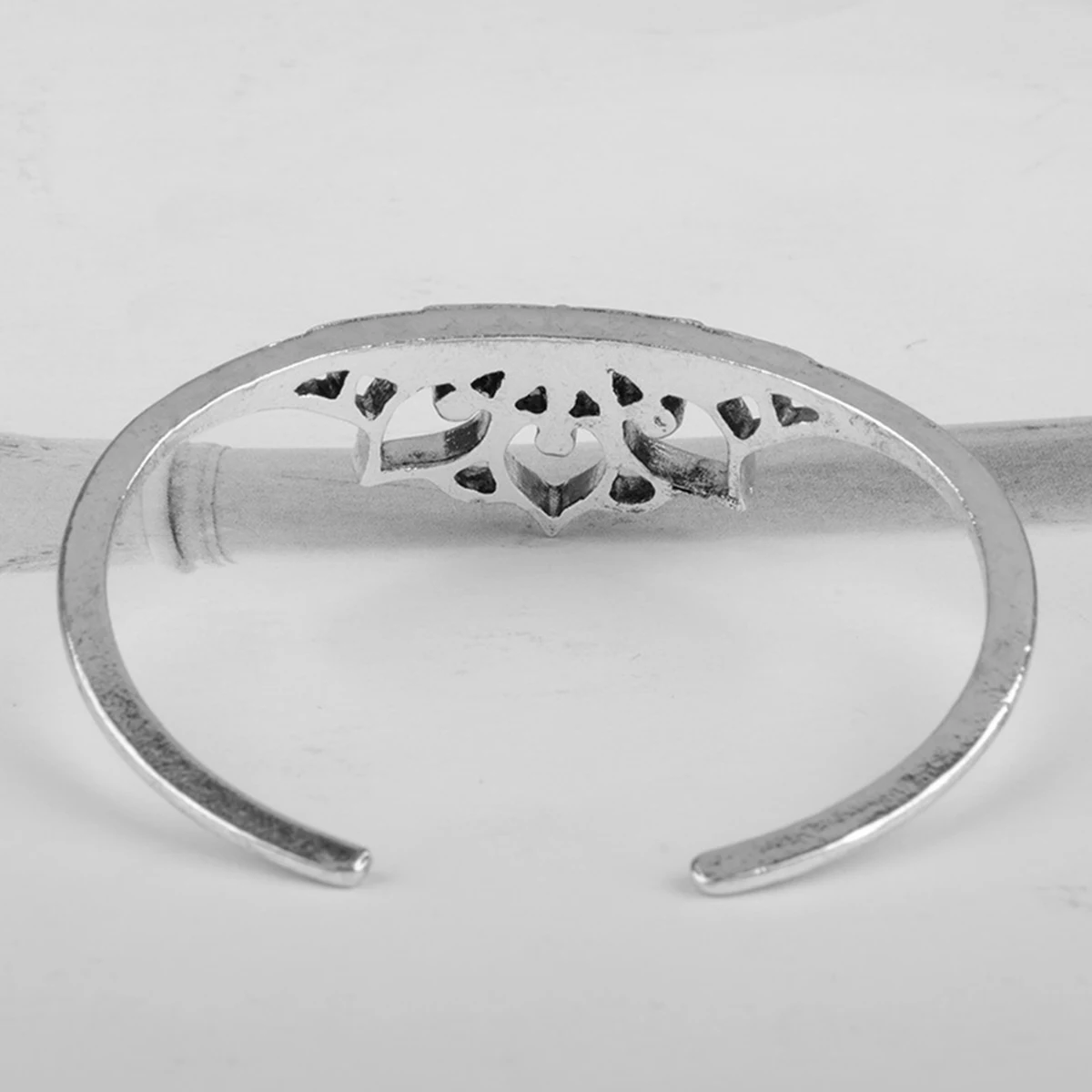 Women Boho Hollow Flower Ethnic Vintage Cuff Bangle Open Bracelet Jewelry