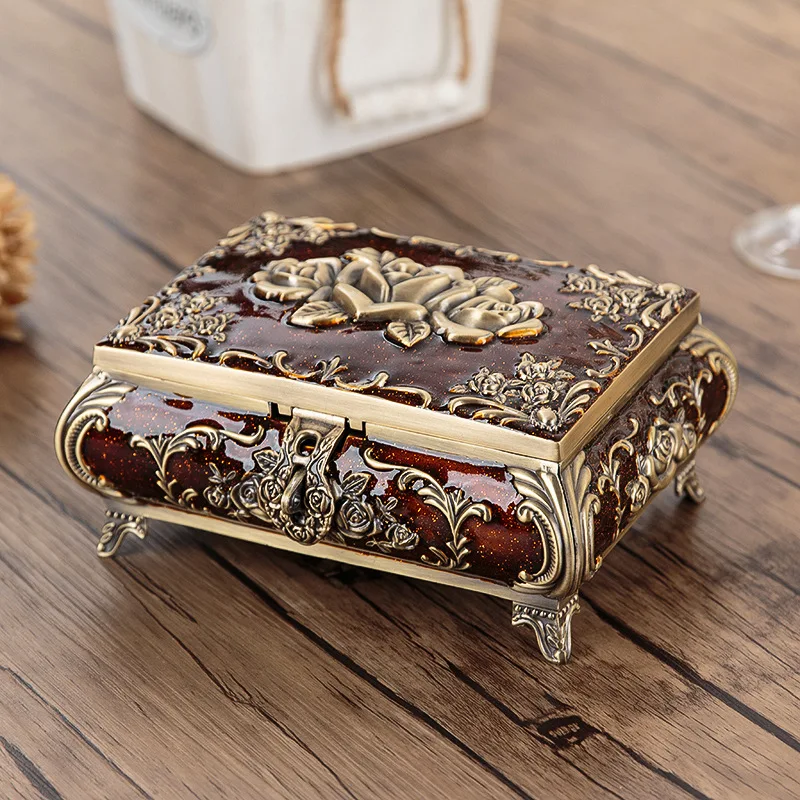 leiqin Vintage Flower Carved Metal Large Crown Jewelry Box Trinket Box Tin Alloy Ring Case