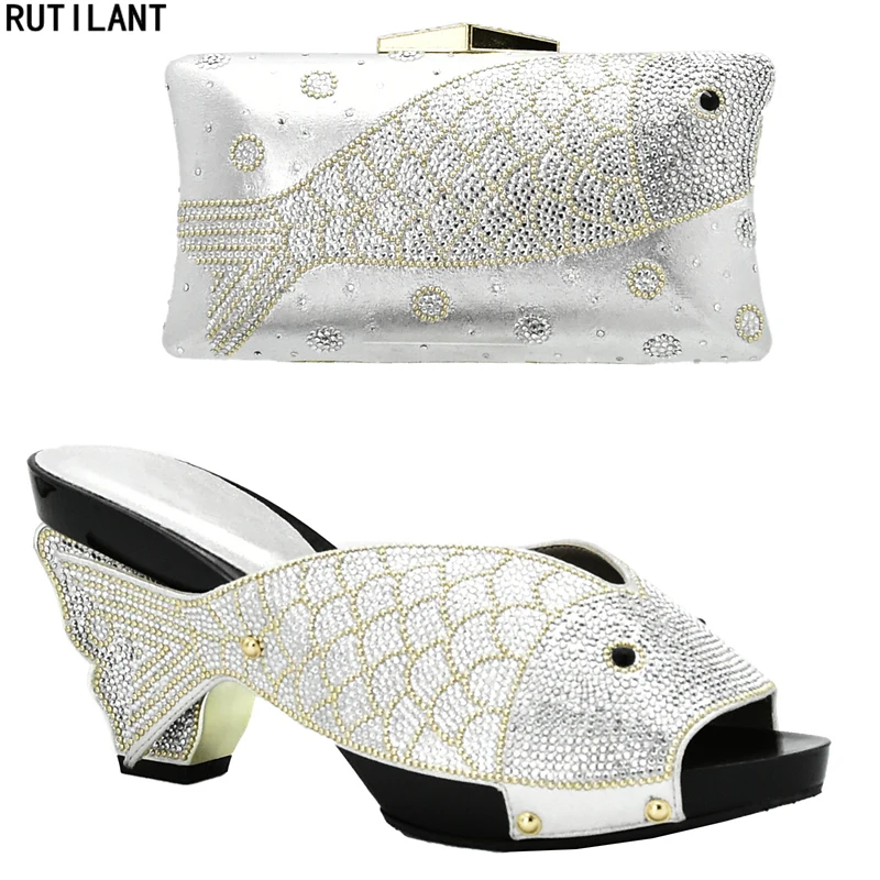 

Sliver Color Italian Shoes with Matching Bags African Shoe and Bag Set Decorated with Rhinestone Nigerian Women Wedding Shoe Bag