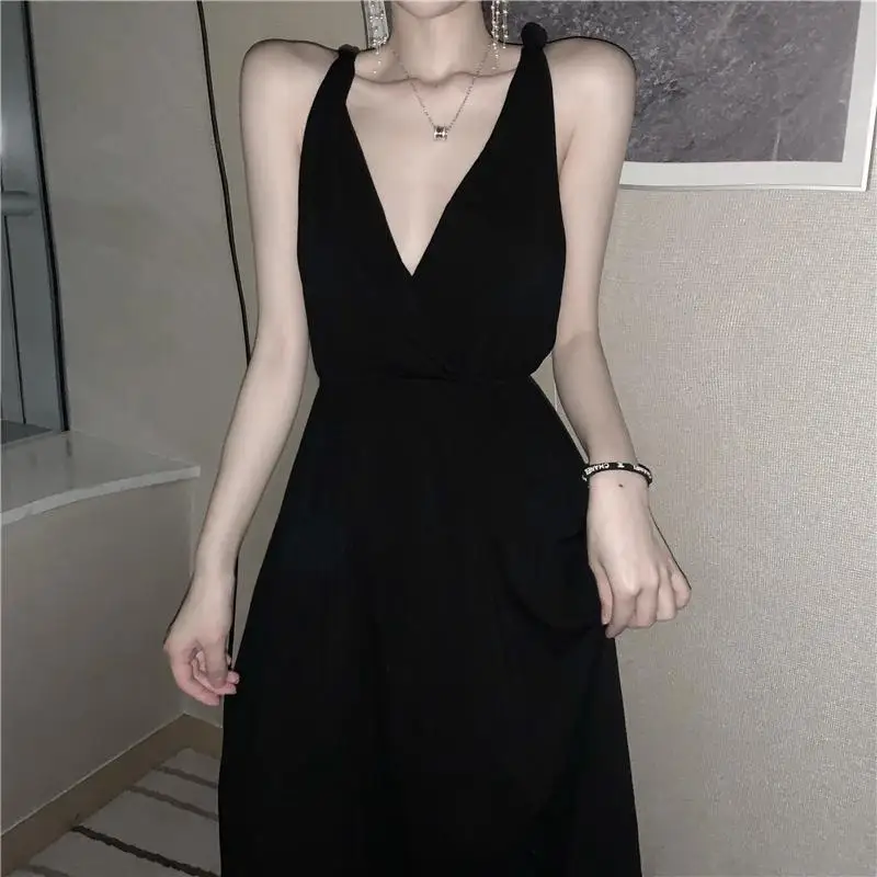 

2019 new fashion women's dresses Summer sexy cross open back long V-neck strap dress