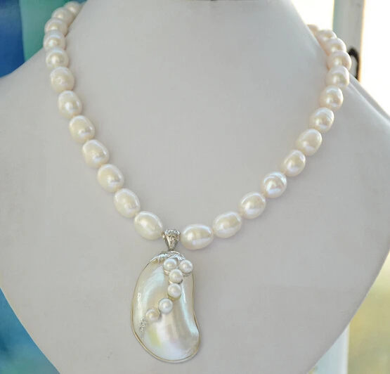 

ddh002800 45mm trumpet shell pendant white rice freshwater pearl necklace 17inch