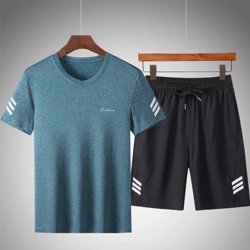 

Mens Sportswear Sets Striped Tracksuit 2019 Summer Casual Breathable T-Shirts + Shorts 2PCS Sets Male Solid Loose Sportsuits