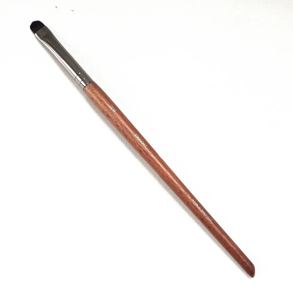 

PRECISION SHADER BRUSH - SMALL 208 - Detailed Eyeshadow Liner Brush - Beauty Makeup brushes Applicator Tool