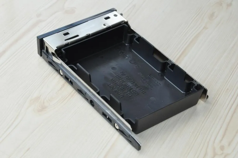 20x HDD Schraube für Promise 3,5" Zoll NAS Festplatte Hot-Swap Caddy  6-32 5mm 