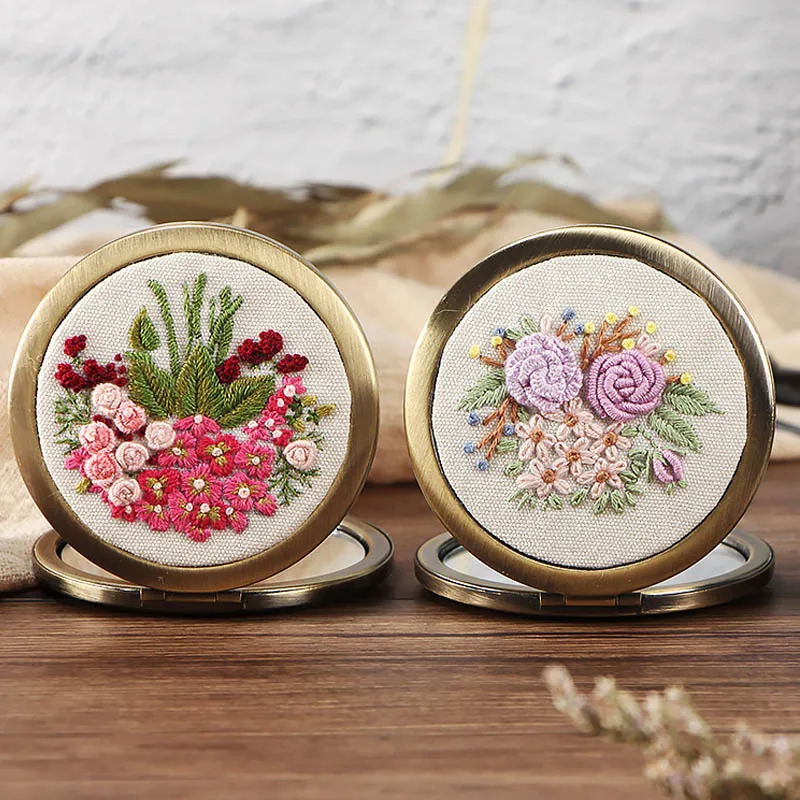 

DIY Flower Embroidery Mirror kits Flowers Patterns Needlework Set Handmade Folding Makeup Mirror Swing Art Craft Gift Home Decor