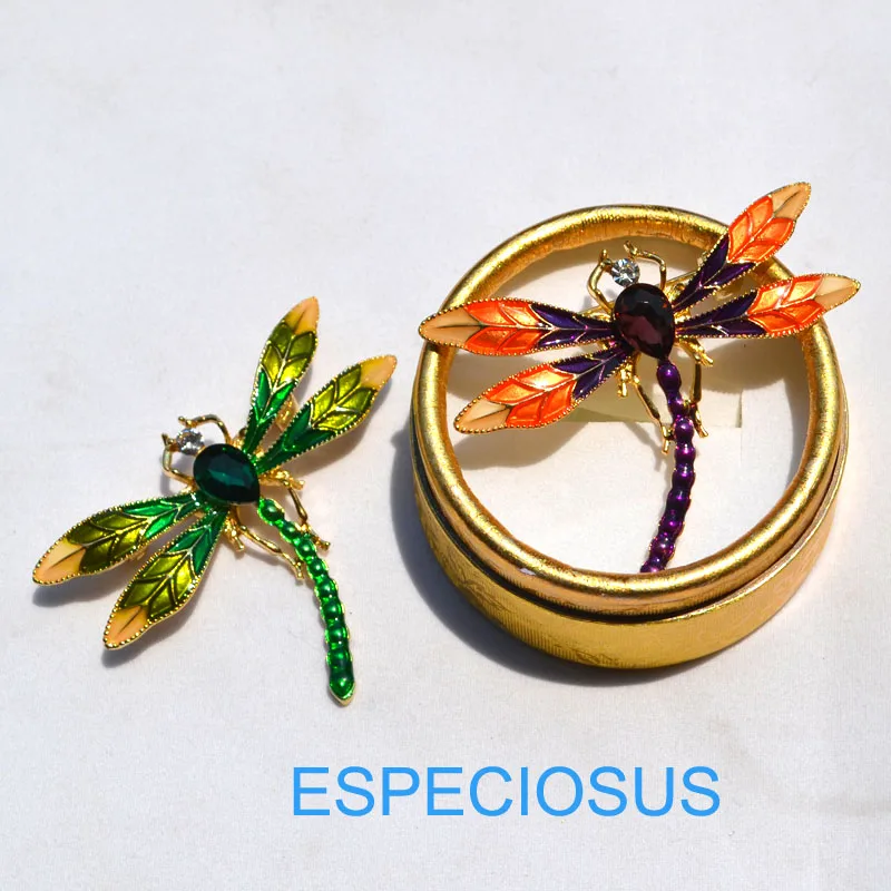 

Elegant Pin Gold Color Giraffe Breast Pin Girls Gift Decoration Garments pin Accessories Jewelry Painted Dragonfly Alloy Brooch