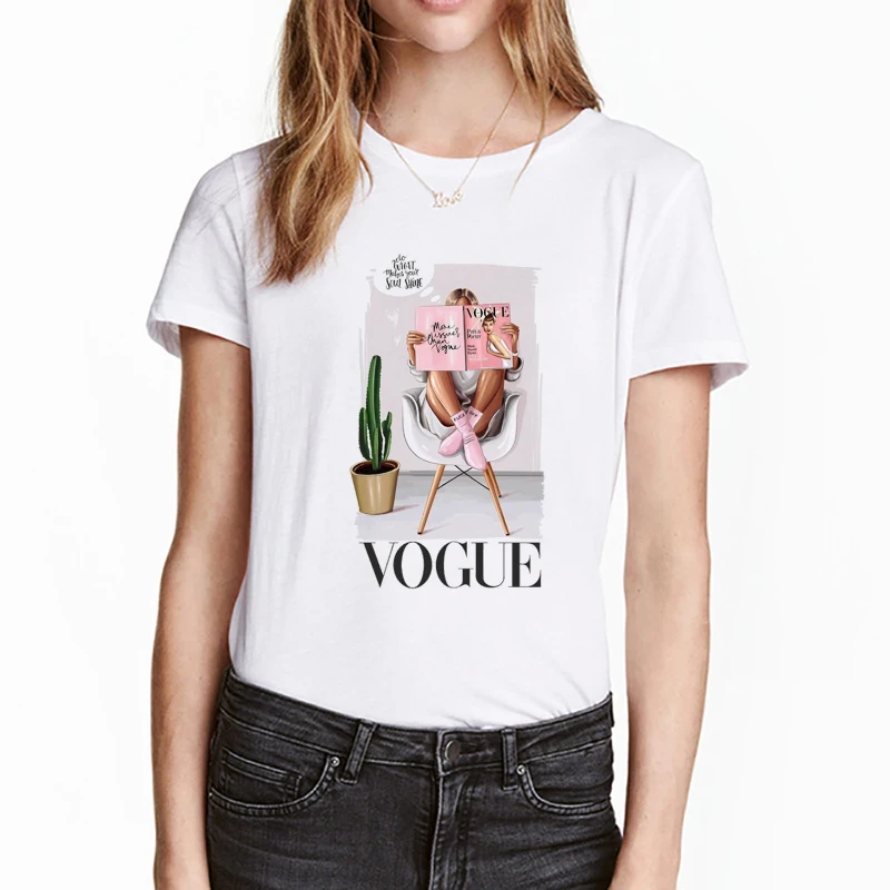 

Summer 2019 Harajuku Reading VOGUE T Shirt Aesthetic Women White Graphic Tees Korean Clothes Plus Size Streetwear Harajuku Tops