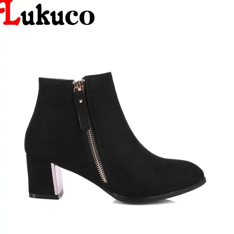 

2017 Autumn EUR plus size 40 41 42 43 Lukuco women boots concise style short plush inside high quality lady shoes free shipping