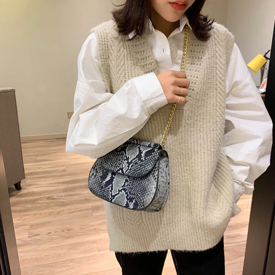 Casual Serpentine Printed Chain Bags Women Shoulder Messenger Bags Fashion Pu Women Snake Pattern Handbags Ladies Small Chic Bag
