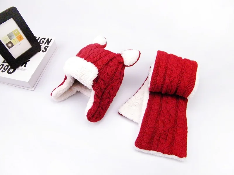 2 шт./компл. для мальчиков и девочек набор шапки и шарфа детские носки; красивые красные Для детей детские зимние шапки для малышей Baby muts KF276