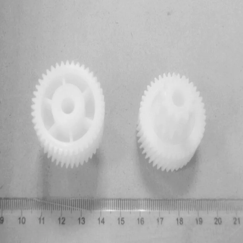 

Free Shipping meat 2pcs grinder parts plastic gear fits Moulinex HV6(DR7),HV8(DKA1,DKA2),SKU 9999990036,MS-4775455,TF005,MS007