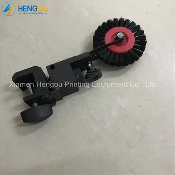 

2 Pieces Adjustable distance brush wheel for CD102 Hengoucn printing machine
