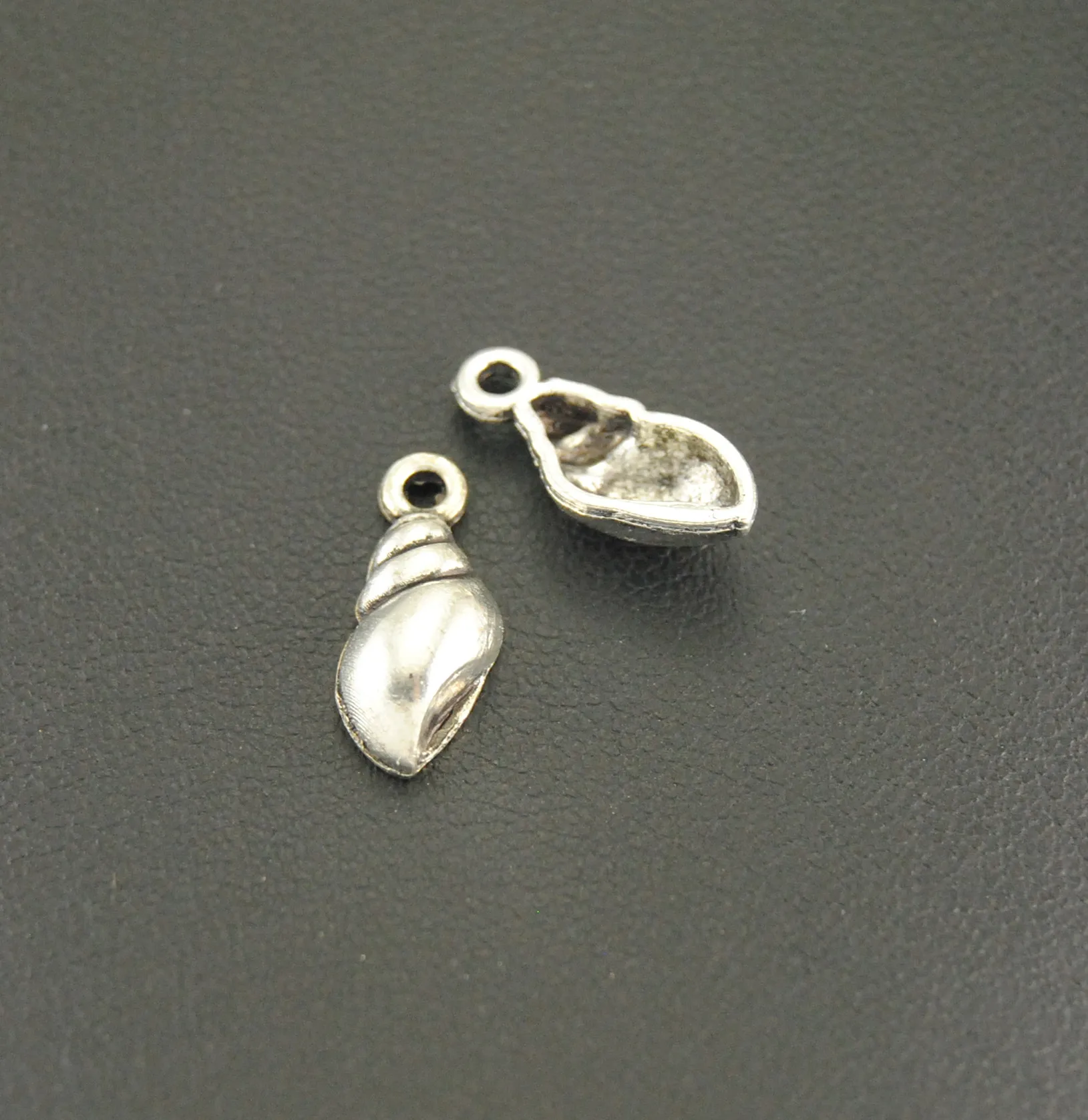 50 шт старинное серебро Sea Shell подвеска Подвески металлический браслет ожерелье ювилирные изделия фурнитура A675