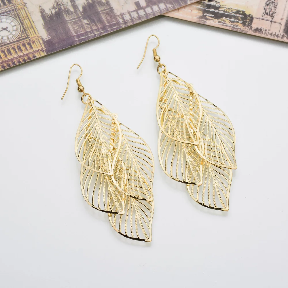

Simple and stylish multi-layered hollowed-out earrings with a three-color selection of metal leaf earring studs wholesale