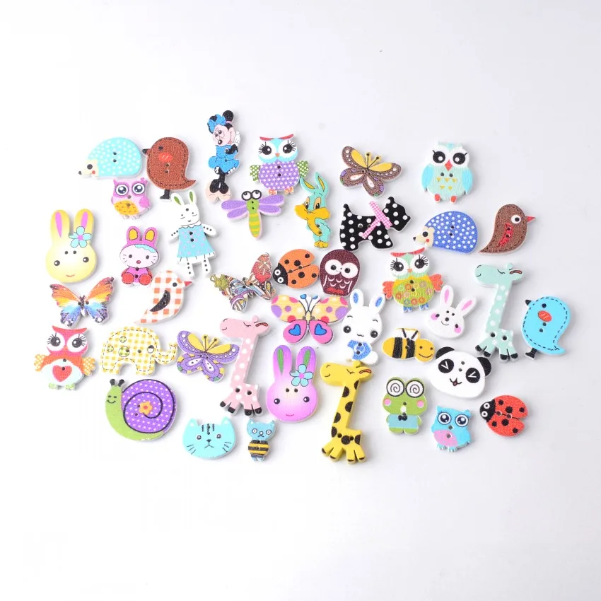 

Free Shipping 115PCs Random Mixed Decorative Buttons Lovely Conveyance 2 Holes Mixed Sewing Wooden Buttons Flatblck Scrapbooking