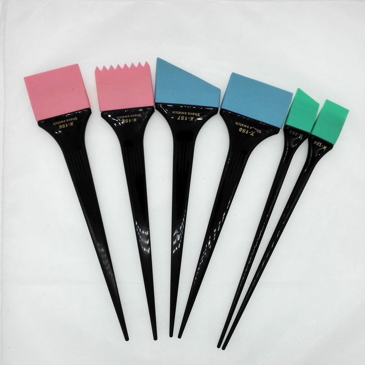 

6 pcs/set Professional Hair Dyeing Brush Set for Salon Hair Coloring Comb Hair Dye Tool Set UN178