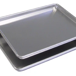 BroilKing D9303 Set of 2 Commercial Half Size Sheet Pans (1)