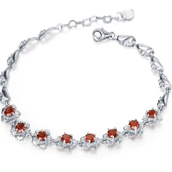 

Qi Xuan_Free Shipping Dark Red Stone Little Flower Bracelets_S925 Solid Silver Fashion Bracelet_Manufacturer Directly Sales
