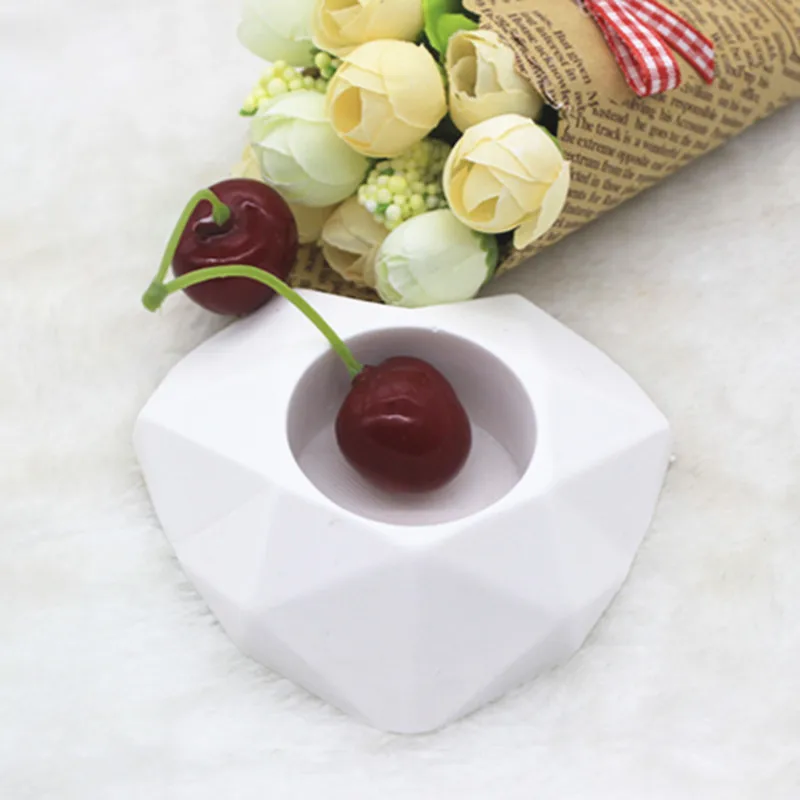 3d Heart geometric diamond Aroamtic plaster ornament silicone mold for concrete candle holder molds