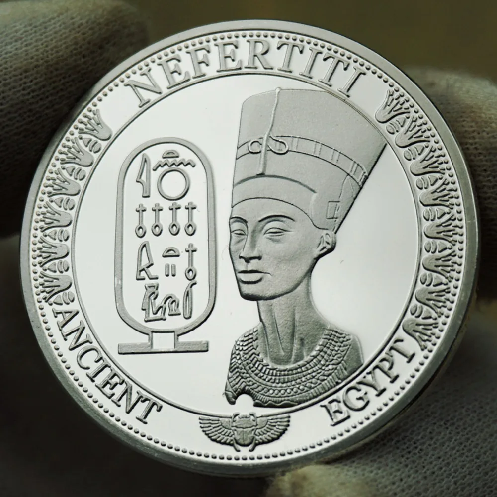 

Egypt Cleopatra Gold Plated 40mm Egyptian Queen Nefertiti Commemorative Coin Tourism Gift replica of 100% Original