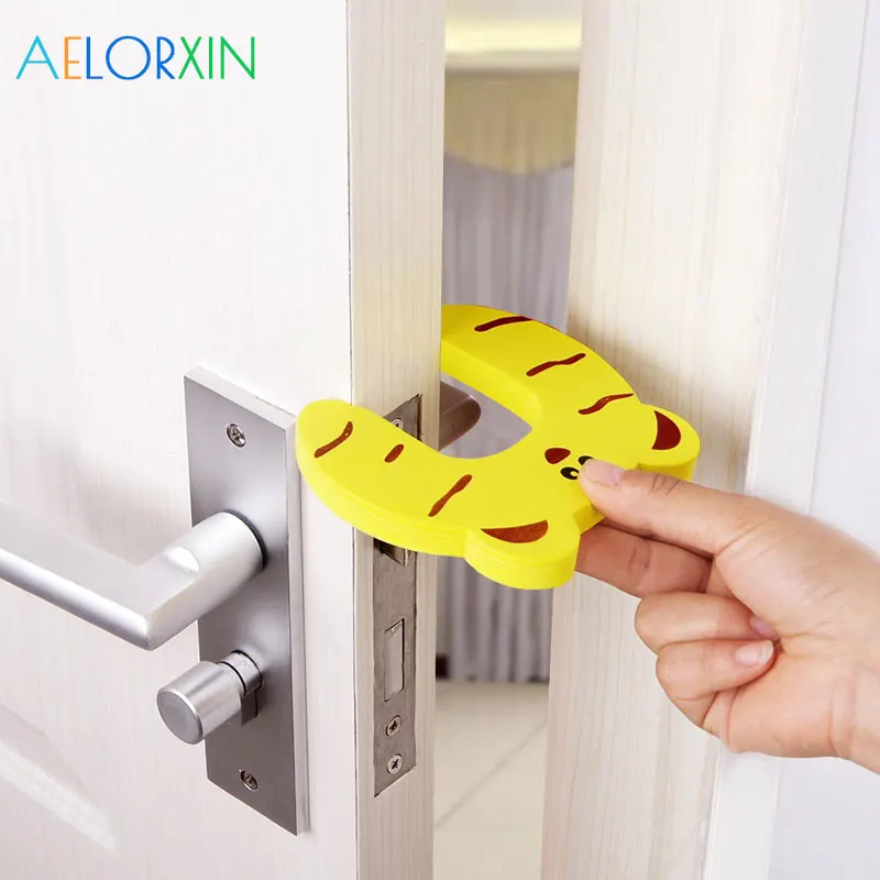 

2018 Protection Baby Safety Cute Animal Security Card Door Stopper Baby Newborn Care Child Lock Protection From Children Bandy