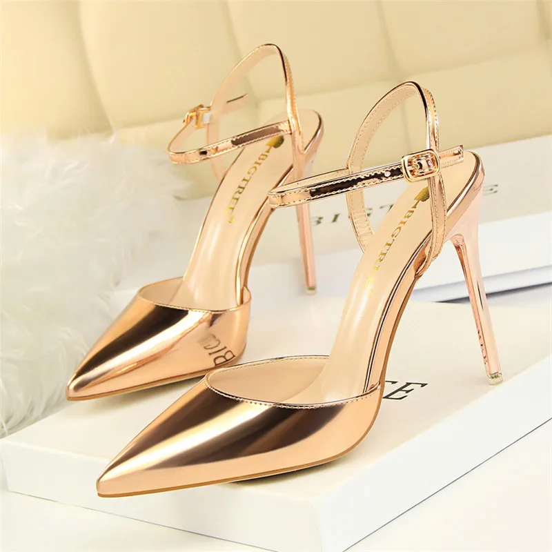 

LOVEXSS Weddin Sandals Woman Sexy Party Patent Leather Ball Pumps Pointed Toe White Gold Blue Red Silver Purple High Heeled Shoe