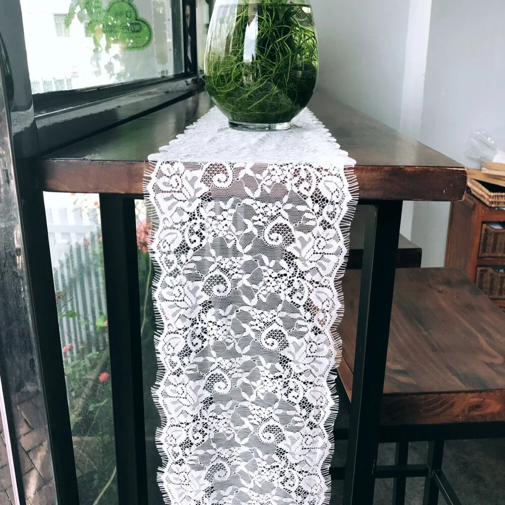 

2pcs/lot White Wedding Party Decor Lace Table Runner Romantic Home Dinner Tea Table Runners Dustproof Modern Table Runners