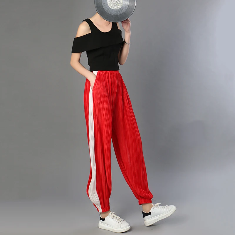 1 (3)