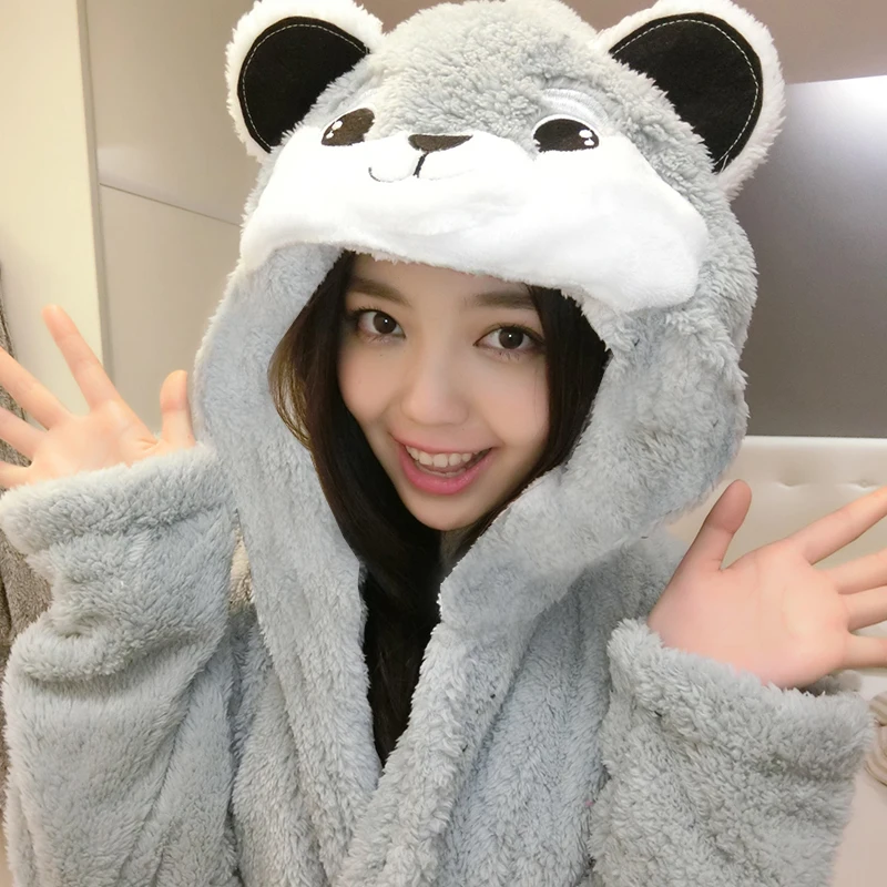 

Flannel Winter Thickened Women Bathrobes 13 Styles Cartoon Ladies' Hooded Nightgown Lovely Couple Sleepwear Valentine Gifts