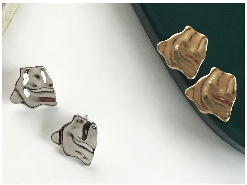 Irregular metal earrings  (3)