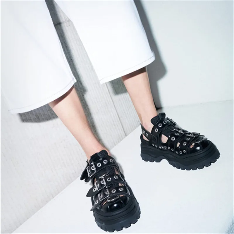 ADBOOV/кожаные сандалии-гладиаторы; женские сандалии на платформе в стиле панк с заклепками в стиле ретро; обувь на толстой подошве 5 см с пряжкой; обувь на массивном каблуке; цвет черный, белый, хаки