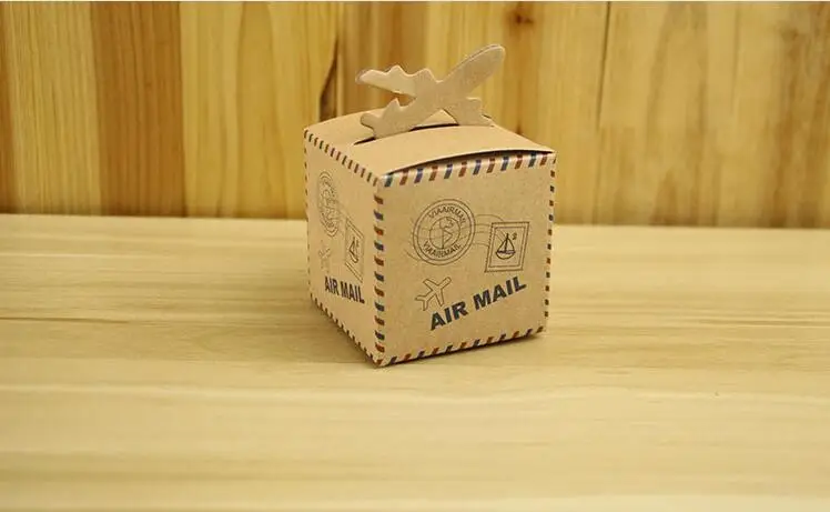 Creative Vintage Aircraft Kraft Paper Candy Boxes Wedding Party Supplies Baby Shower Favors Favour Air MaiCandy Box Gift Bag 2