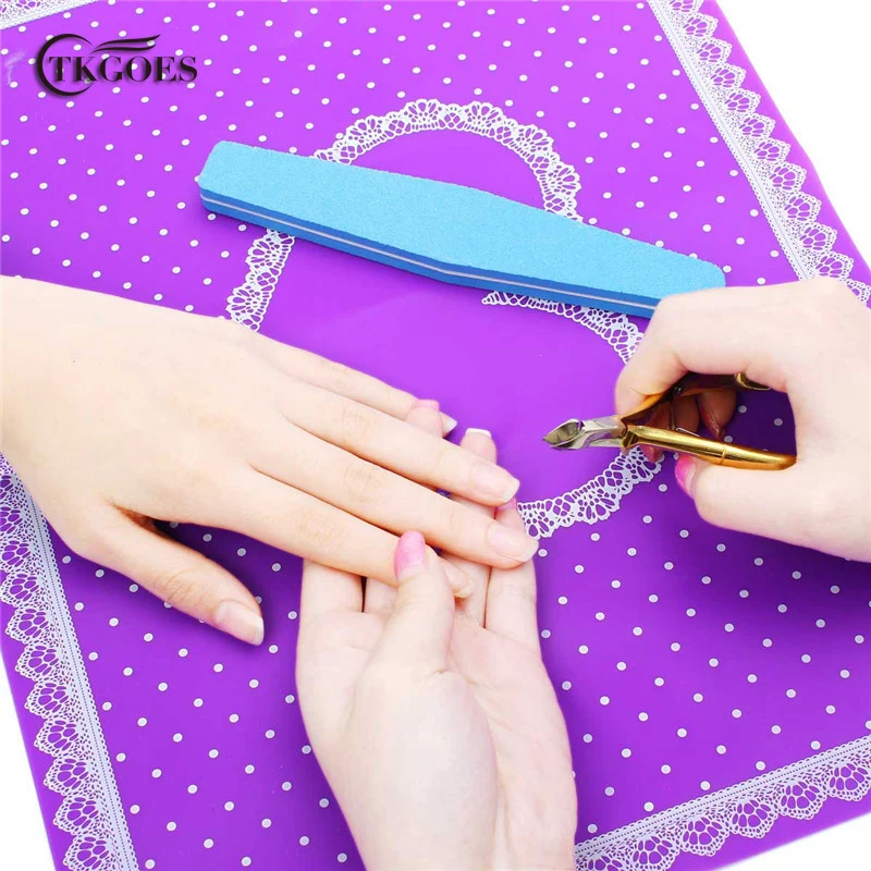 

TKGOES Nail Art Equipment Advanced Silicone Table Mat Pad Cute Point Lace Silicone Foldable Washable Salon Manicure Beauty Tools