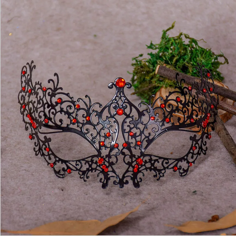 Металлическая Алмазная монокулярная железная маска Венеция костюм на Хэллоуин Танцевальная вечеринка маска лазерная резка металлическая Карнавальная маска