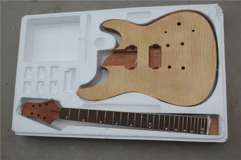 

Factory custom semi-finished 24 frets electric guitar with rosewood fingerboard,mahogany body,can be customized as request