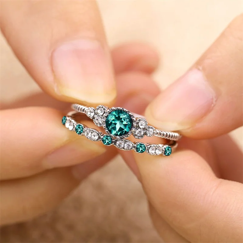 

2 pieces / set crystal ring new green / blue zircon ring fashion rhinestone ring engagement wedding jewelry 2018 new products