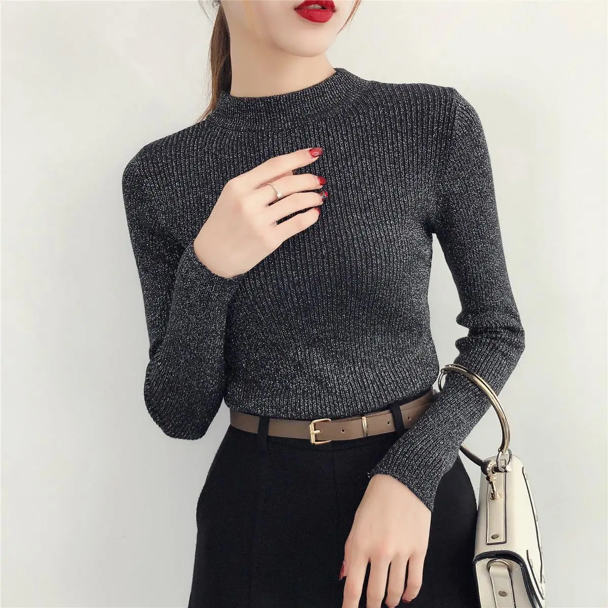 

Autumn Winter Round Neck Knitted Sweaters Women Solid Color Slim Pullovers Korean Sweater